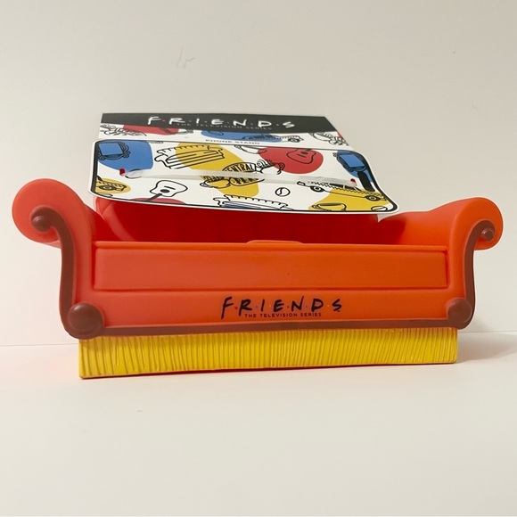 FRIENDS TV Show CENTRAL PERKS Couch Phone Stand - Picture 2 of 14